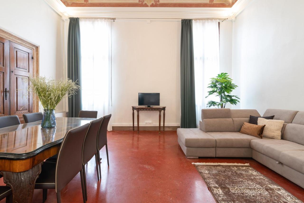 Venice Luxury Apartments Exterior photo